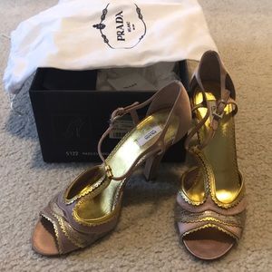 Beautiful brand new Prada heels size 8